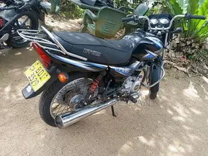 Bajaj CT-100 2015 Motorbike (Used)