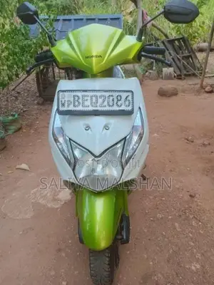 Honda Dio 2016 motorcycle (Used)