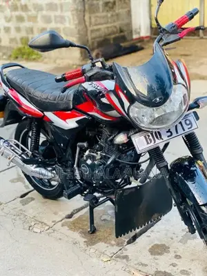 Bajaj Discover 125 2023 Motorbike (Used)