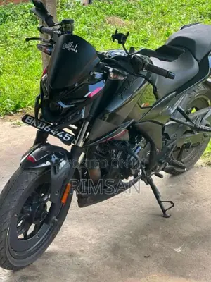 Bajaj Pulsar 2025 Motorbike (Used)