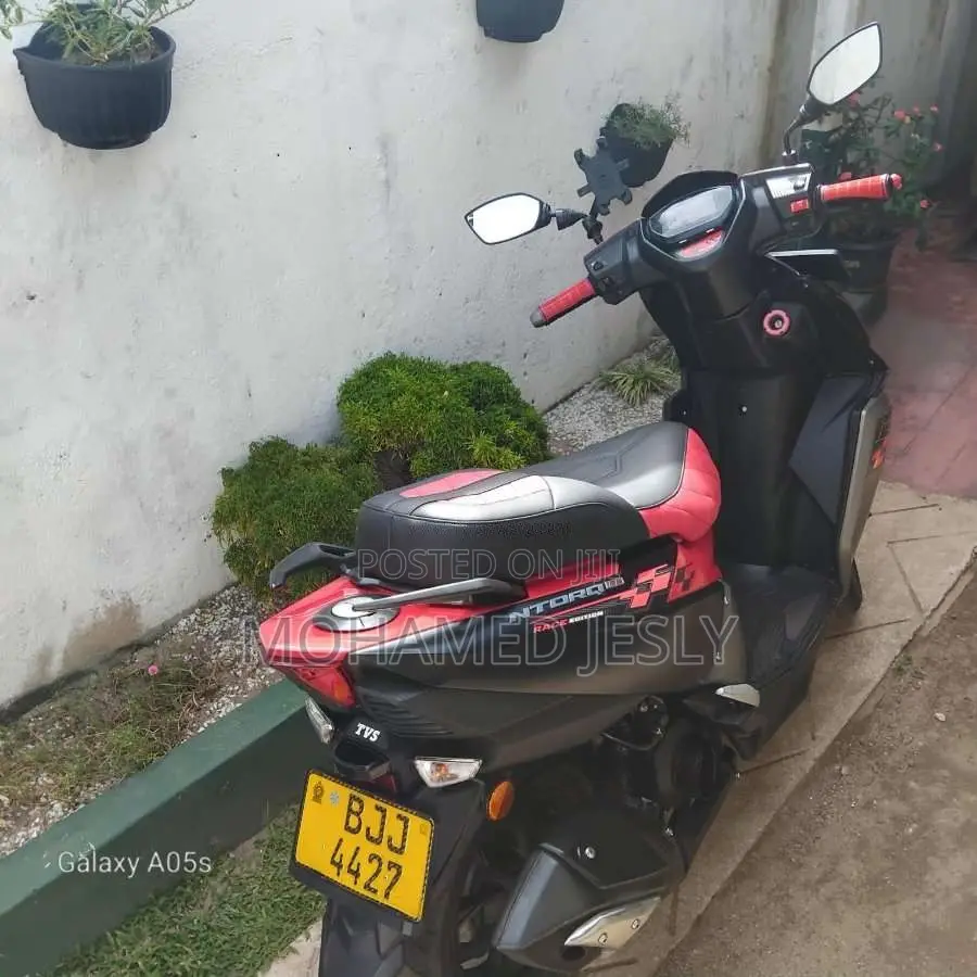 TVS Ntorq 125 2024 Motorbike (Used)
