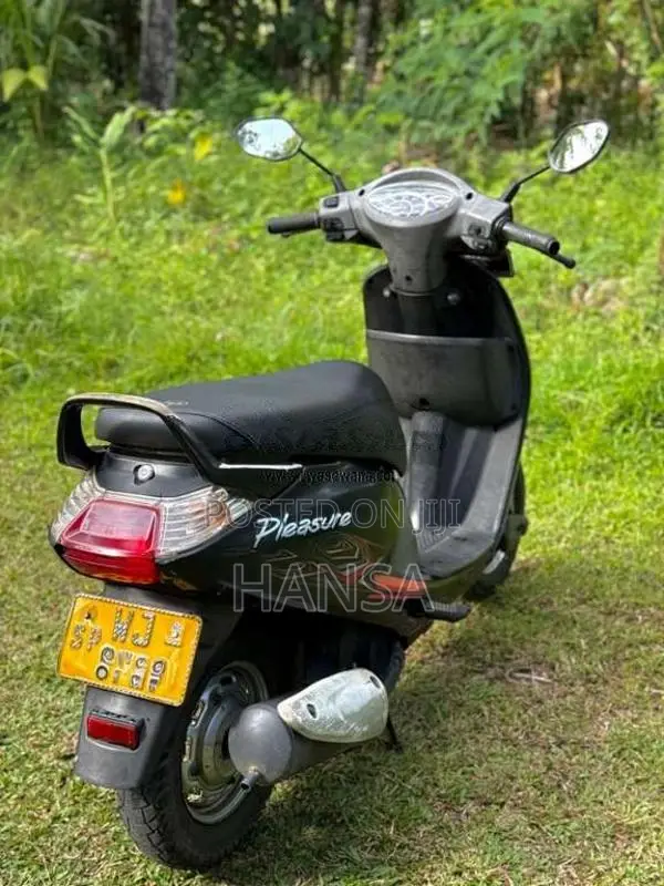 Hero Pleasure 2011 Motorbike (Used)