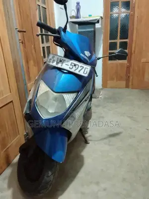 Honda Dio 2010 Motorbike (Used)