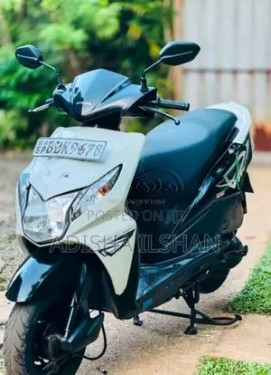 Honda Dio 2016 Motorbike (Used)