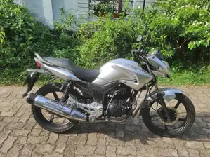 Hero Hunk 2007 Motorbike (Used)