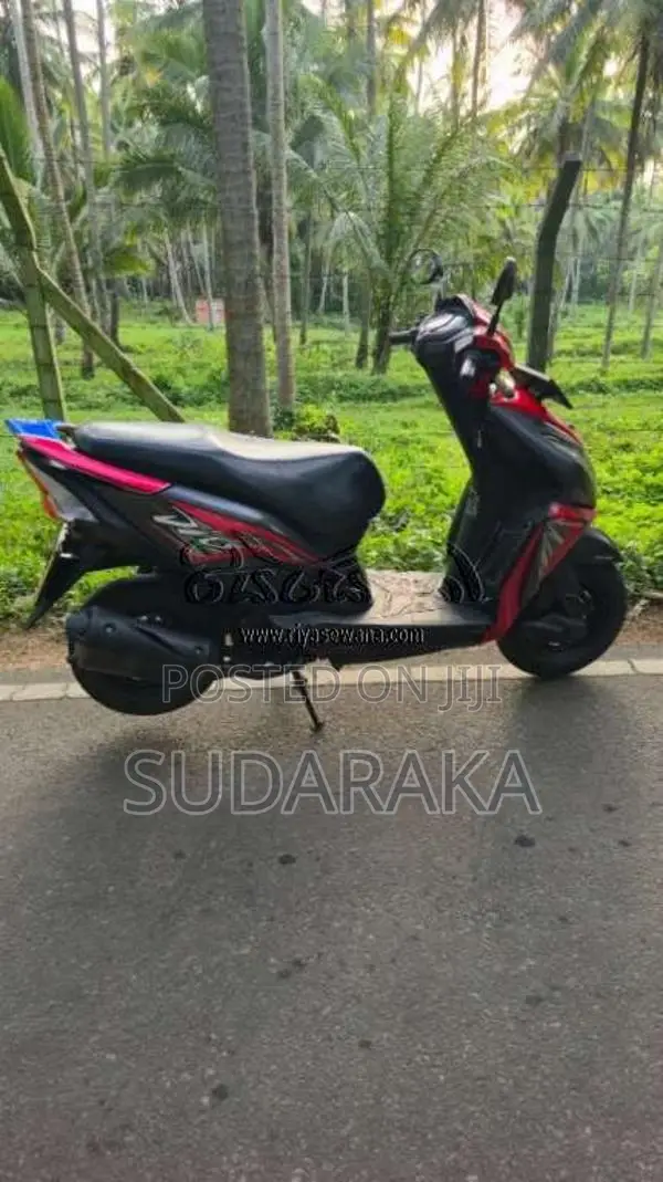 Honda Dio 2017 Motorbike (Used)
