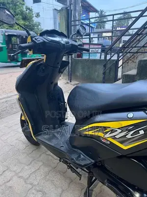 Honda Dio 2017 Motorbike (Used)