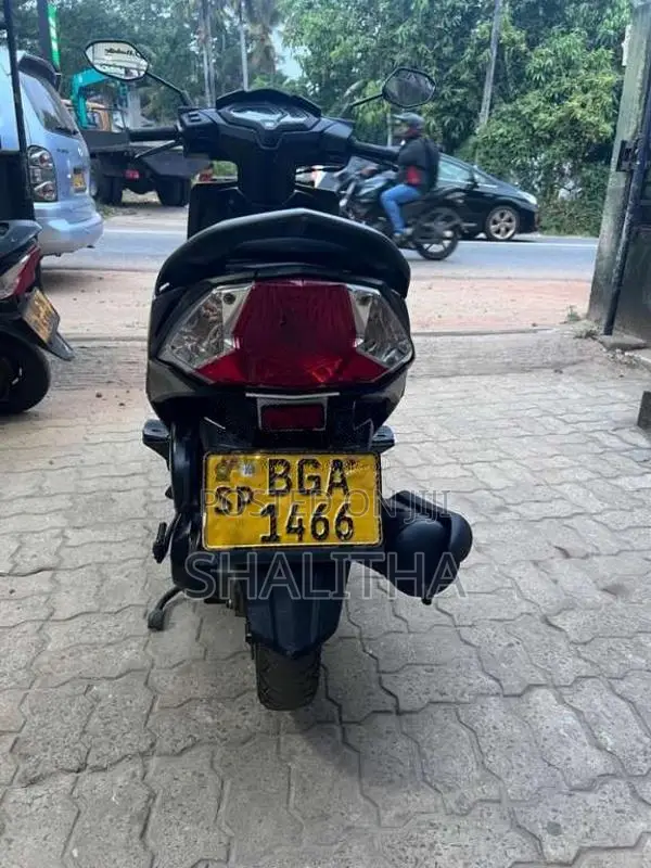 Honda Dio 2017 Motorbike (Used)