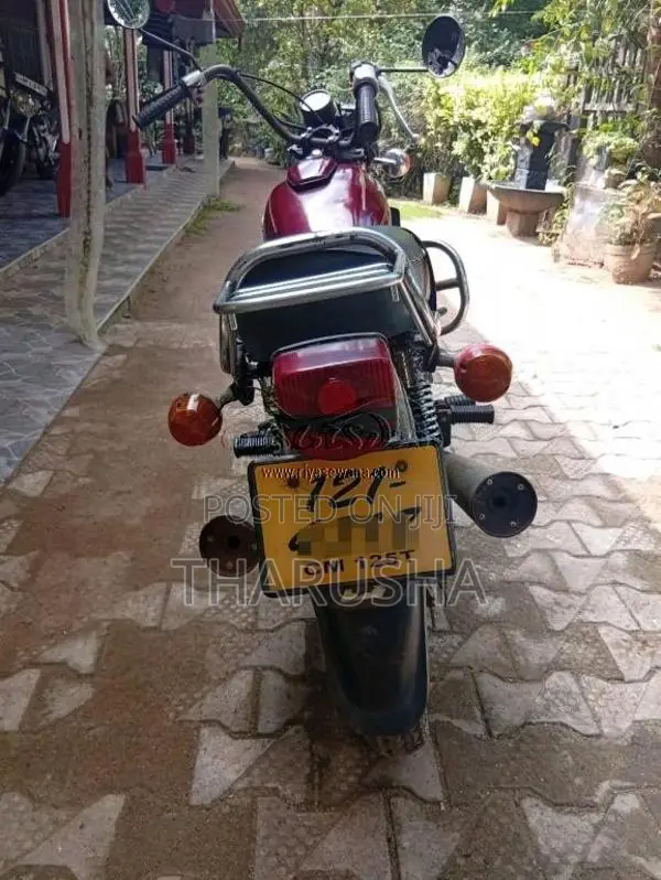 Honda Cm 125 1998 Motorbike (Used)