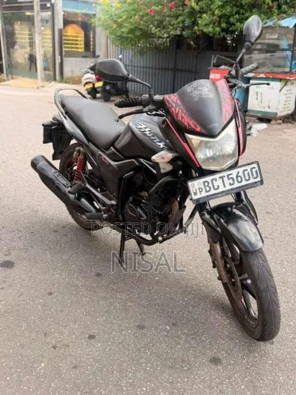 Hero Hunk Double Disk 2015 Motorbike (Used)