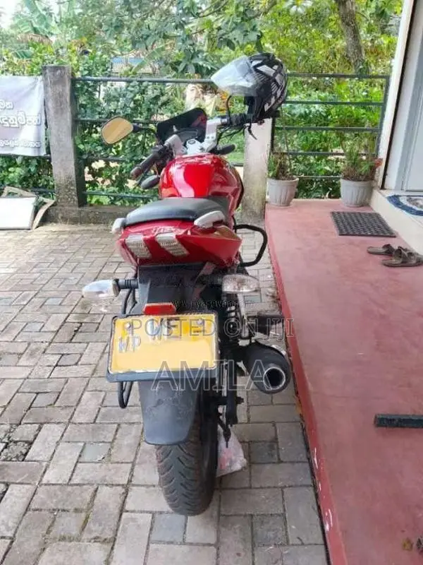 Bajaj Pulsar 180 2010 Motorbike (Used)