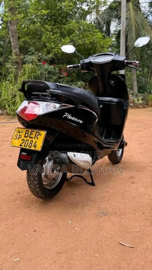 Hero Pleasure 2017 Motorbike (Used)