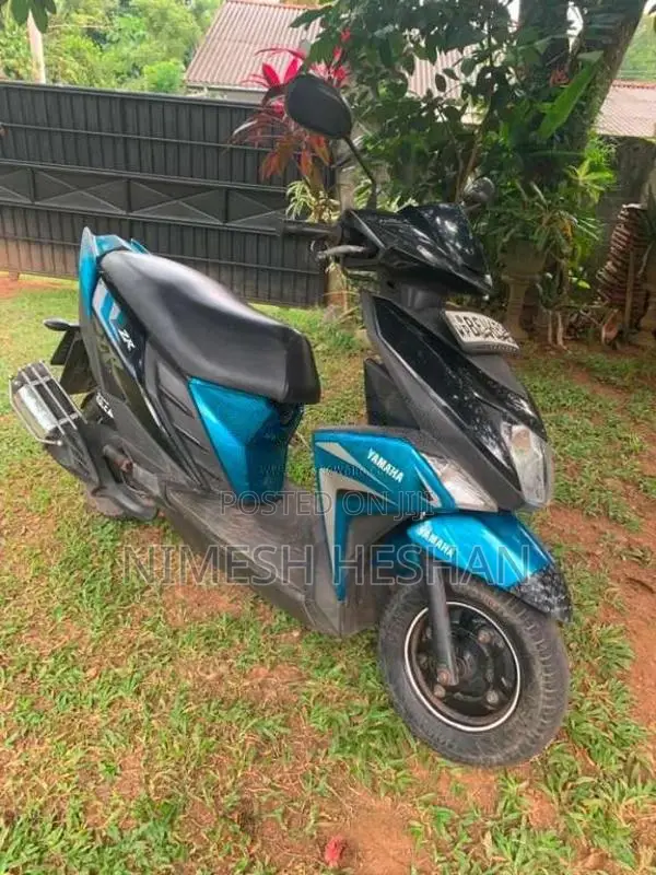 Yamaha ZR 2017 Motorbike (Used)
