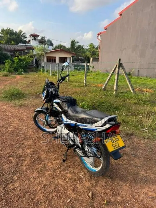 Bajaj CT-100 2024 Motorbike (Used)