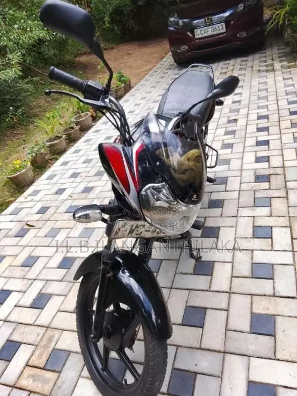 Bajaj Discover 100 2011 Motorbike (Used)