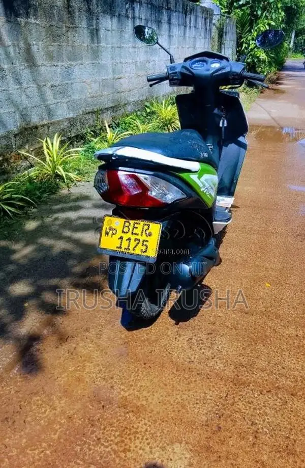 Honda Dio 2016 Motorbike (Used)
