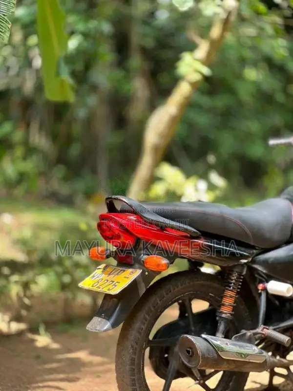 Bajaj Platina 125 2010 Motorbike (Used)
