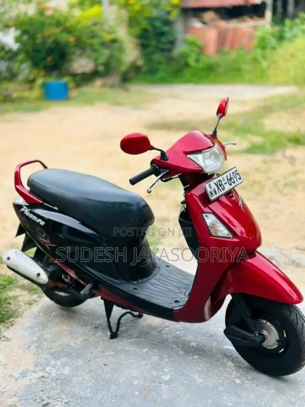 Hero Pleasure 2011 Motorbike (Used)