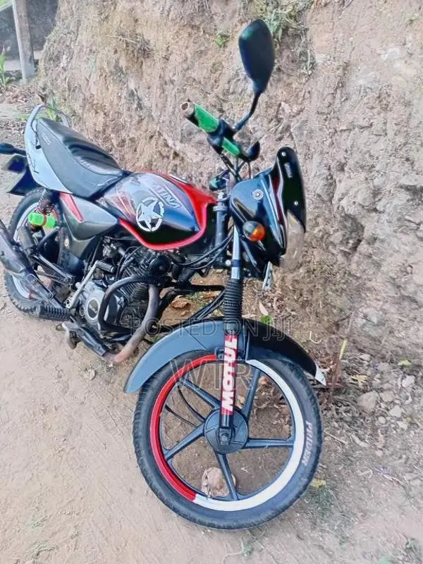 Bajaj Platina 2014 Motorbike (Used)