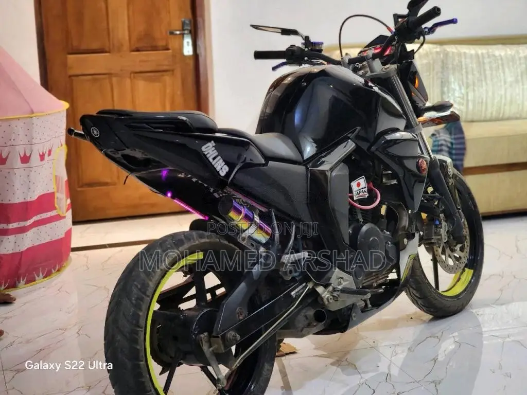 Yamaha Fz Version 2.0 2016 Motorbike (Used)