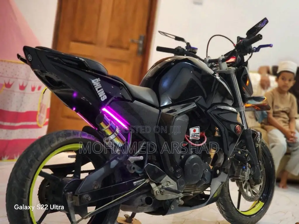 Yamaha Fz Version 2.0 2016 Motorbike (Used)