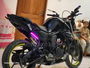Yamaha Fz Version 2.0 2016 Motorbike (Used)
