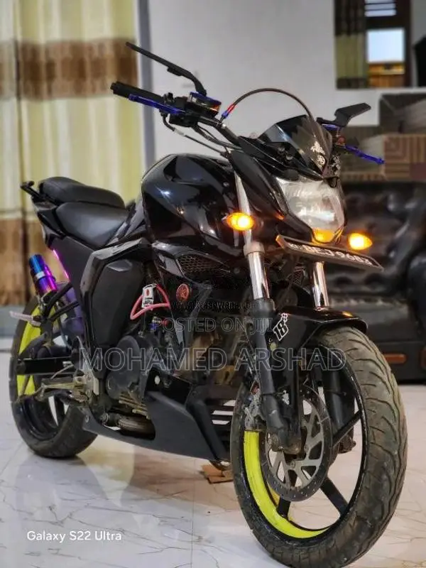 Yamaha Fz Version 2.0 2016 Motorbike (Used)