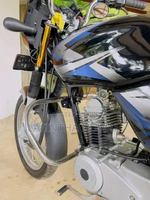 Bajaj CT-100 2015 Motorbike (Used)