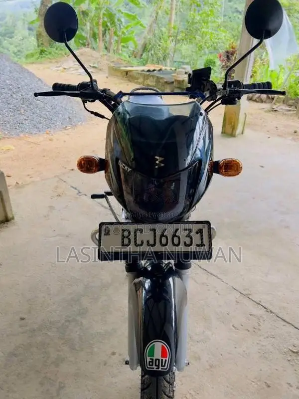 Bajaj CT-100 2015 Motorbike (Used)