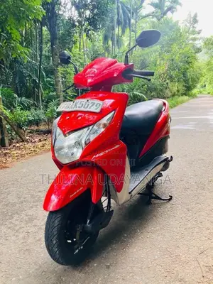 Honda Dio 2013 Motorbike (Used)