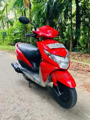 Honda Dio 2013 Motorbike (Used)