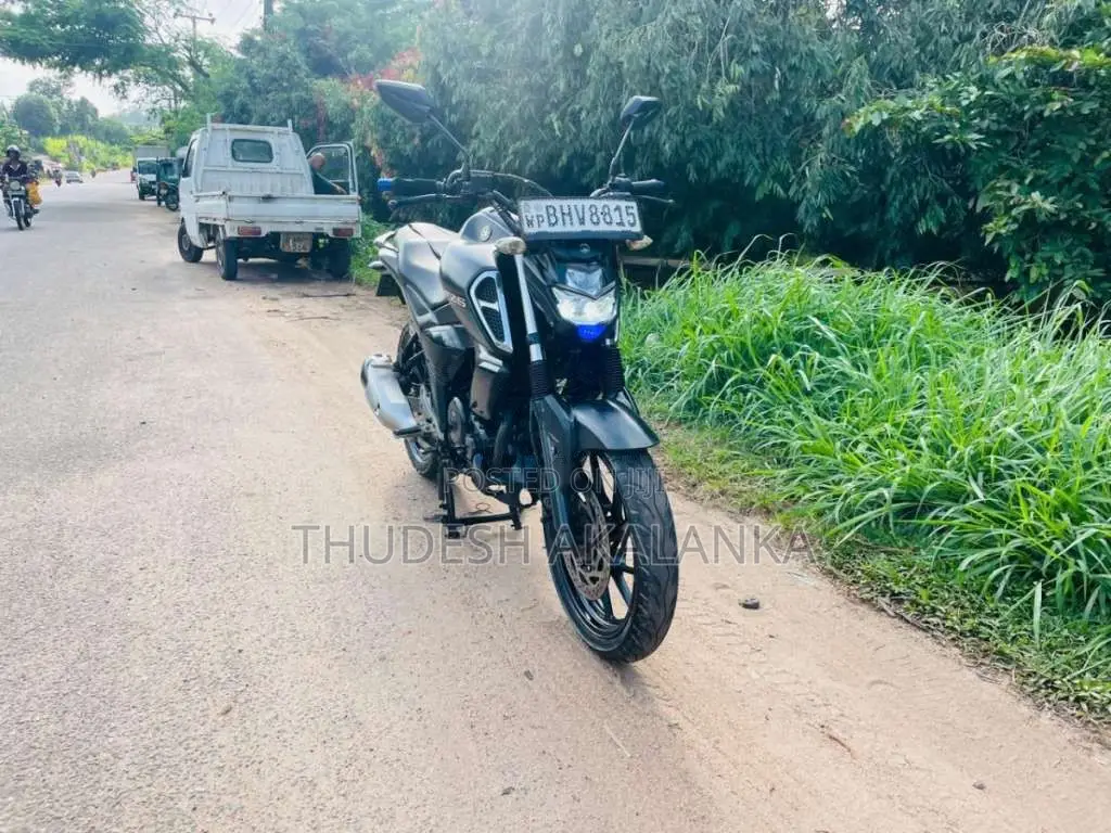 Yamaha FZ 2019 Motorbike (Used)