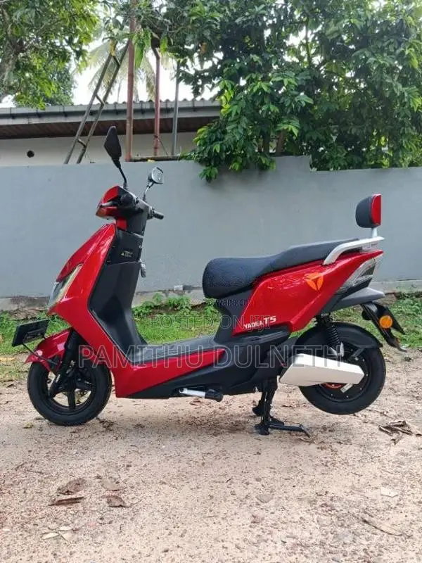 Yadea T5 2025 Motorbike (Used)