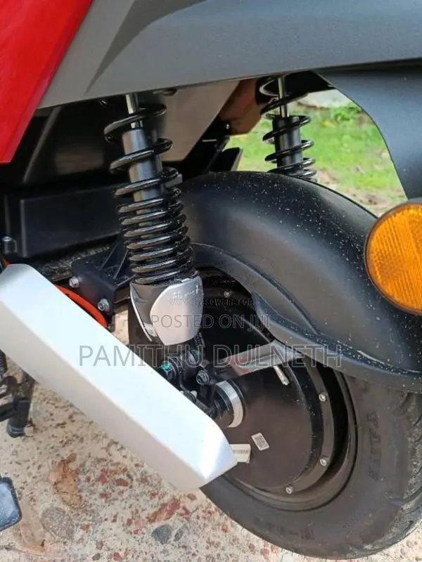Yadea T5 2025 Motorbike (Used)