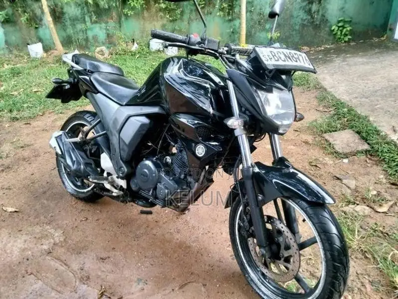 Yamaha Fz Version 2 2015 Motorbike (Used)