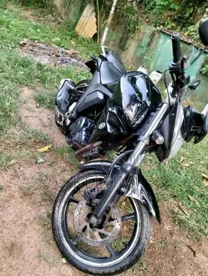 Yamaha Fz Version 2 2015 Motorbike (Used)