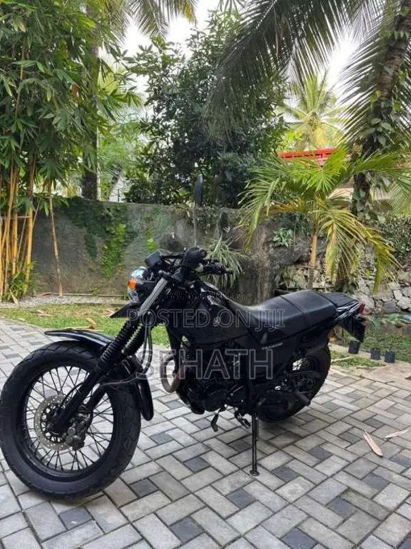 Yamaha TW 200 2010 Motorbike (Used)