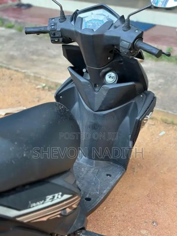 Yamaha ZR 2018 Motorbike (Used)