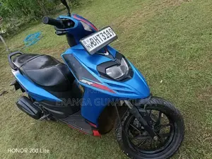 Aprilia 125 SR 2018 Motorbike (Used)