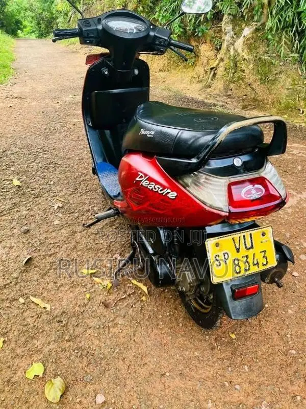 Hero Pleasure 2010 Motorbike (Used)