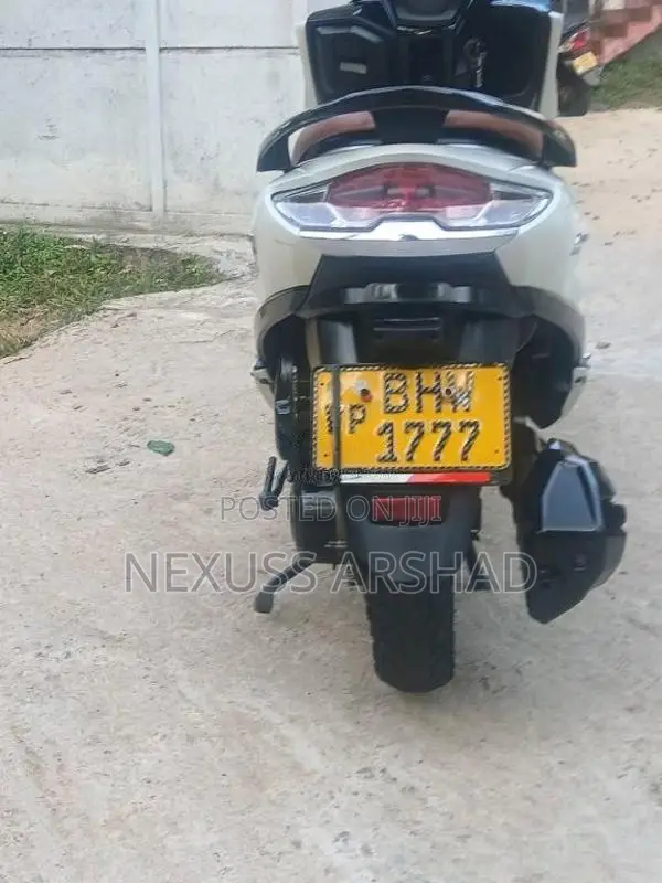 Suzuki Burgman 2019 Motorbike (Used)