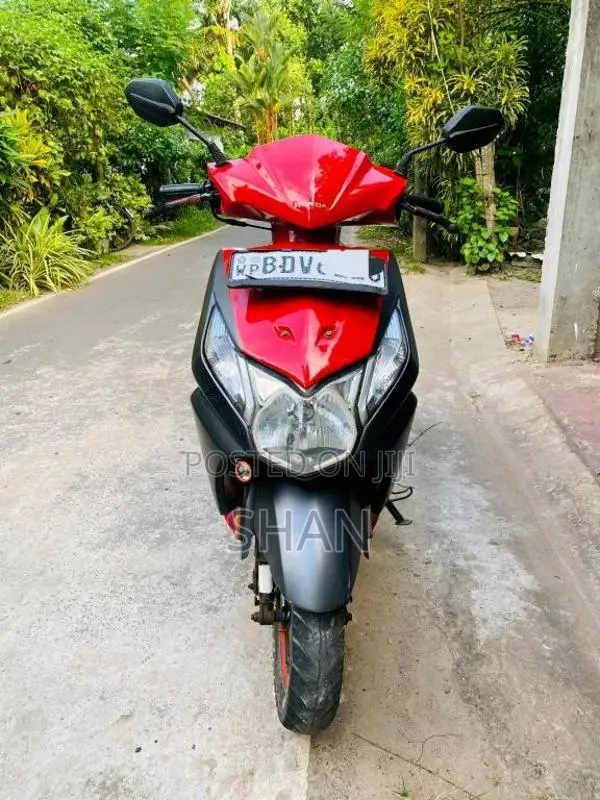 Honda Dio 2016 Motorbike (Used)