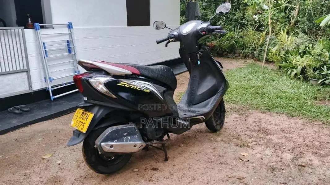TVS Scooty Zest 110 2015 Motorbike (Used)