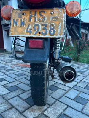 Bajaj Boxer 2003 Motorbike (Used)