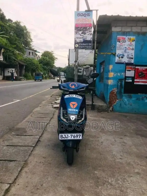 Yadea T5 2024 Motorbike (Used)