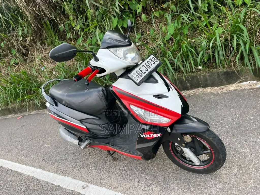 Hero Dash 2016 Motorbike (Used)
