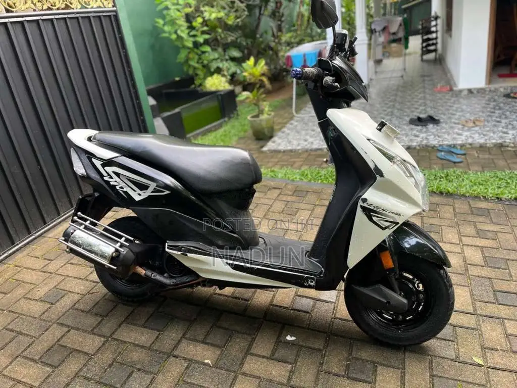 Honda Dio 2016 Motorbike (Used)