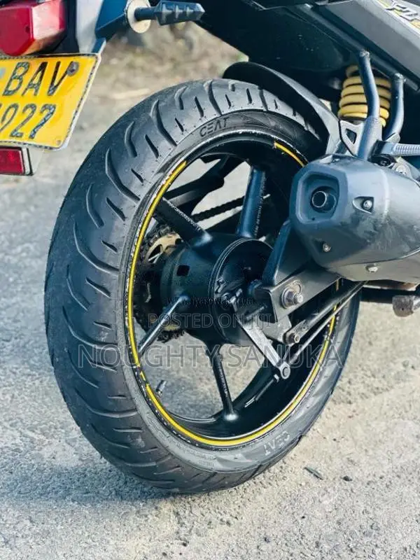 Yamaha FZ 2014 Motorbike (Used)