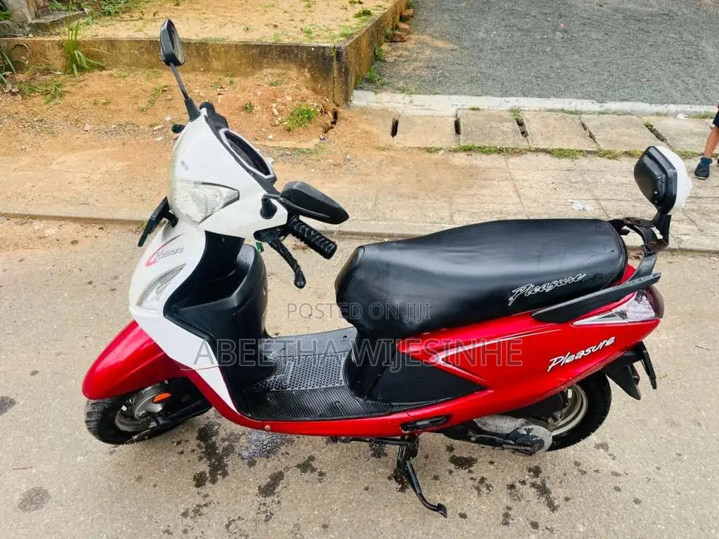Hero Pleasure 2015 Motorbike (Used)