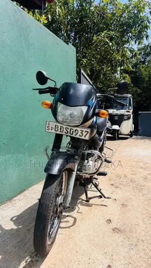 Bajaj CT-100 2016 Motorbike (Used)
